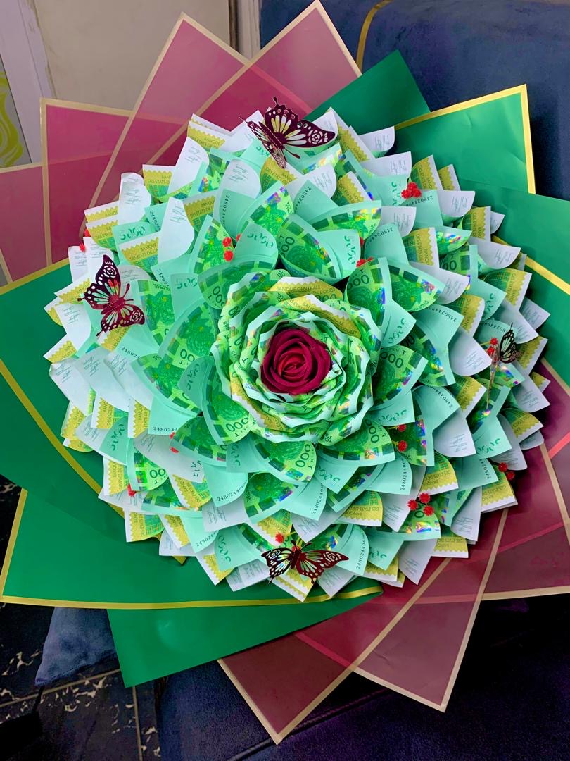 Éternité okpayé – Bouquet Prestige 1Million